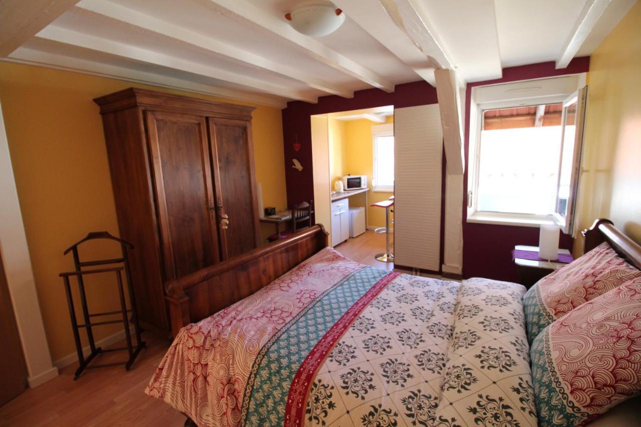 La Chambre Aux Hirondelles Ittenheim Exterior photo